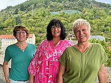 Organisationsteam "himmelgrün" der Landesgartenschau 2027: Monika Kreiner, Brigitte Hahn, Mechthild Werner (v. l.). Foto: lk
